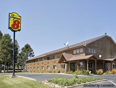 Northwoods Inn And Suites Ely Exterior photo